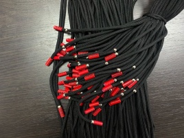 Шнурки круглые 120 см., д. 4 мм., металлический красный наконечник, чёрные
