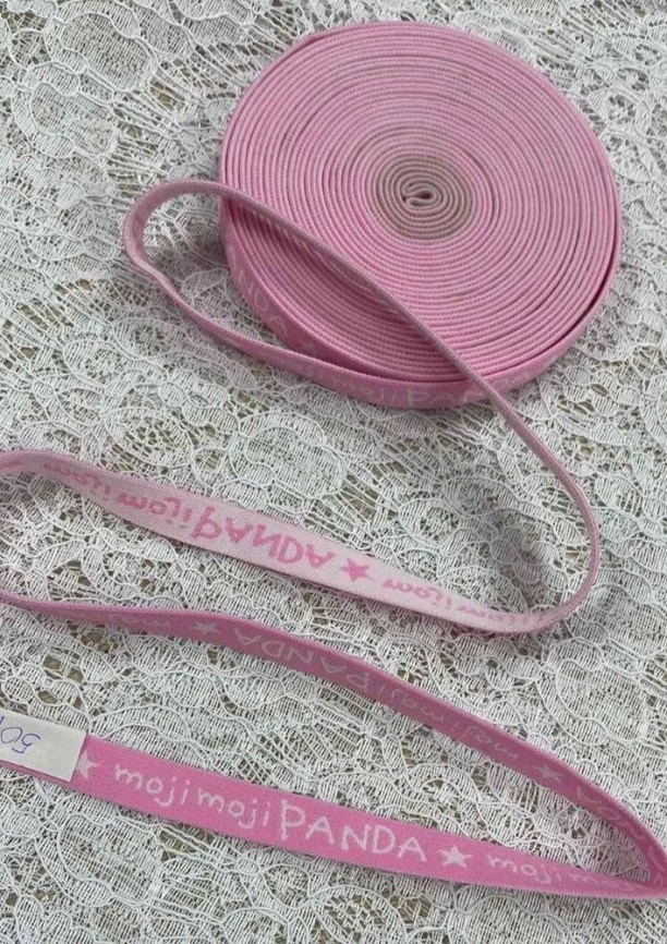 Резинка Декоративная ш. 15 мм. Белая Panda на розовом фото 1