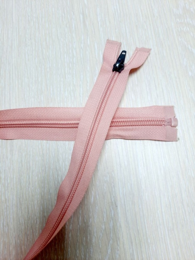 Молния Спиральная Разъемная 57 см. Пудра фото 1